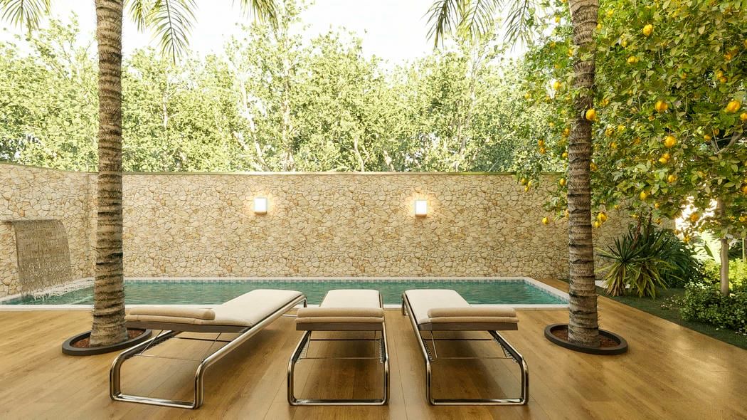 Área externa com piscina e deck de madeira